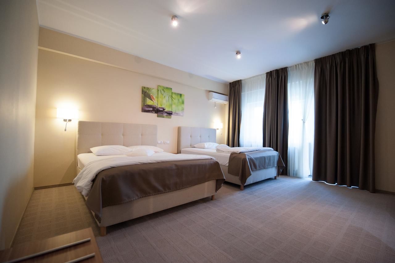 Отели типа «постель и завтрак» Bruxelles Guesthouse Craiova Крайова-38